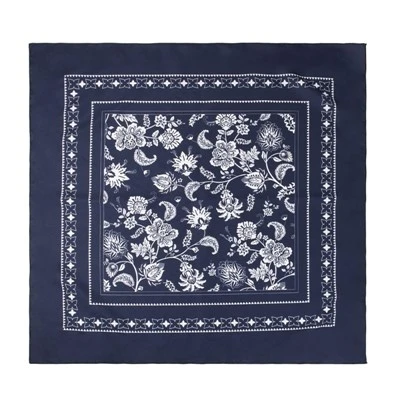 Bandana quadrata colorata alla moda